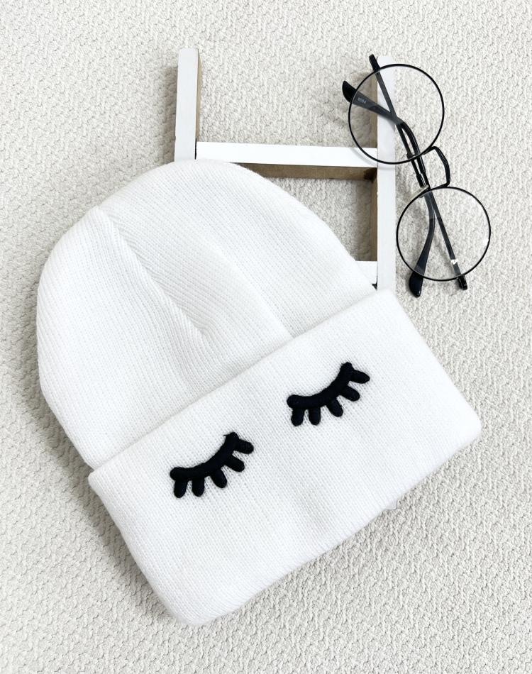 24560 کلاه پلک سفید