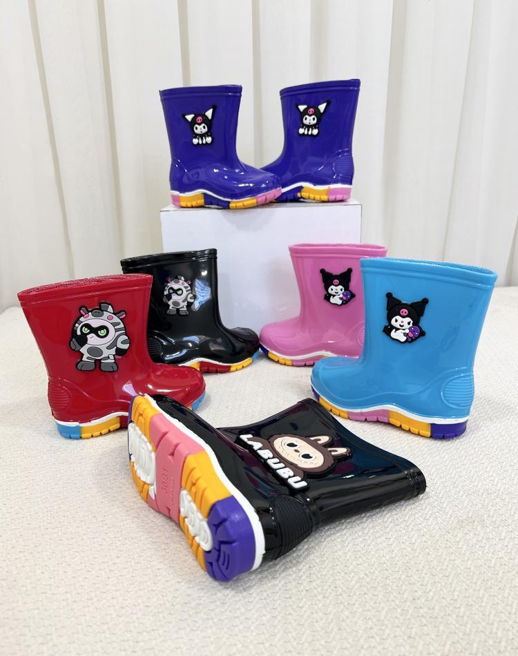 24656 چکمه کرومی(2تا10سال)