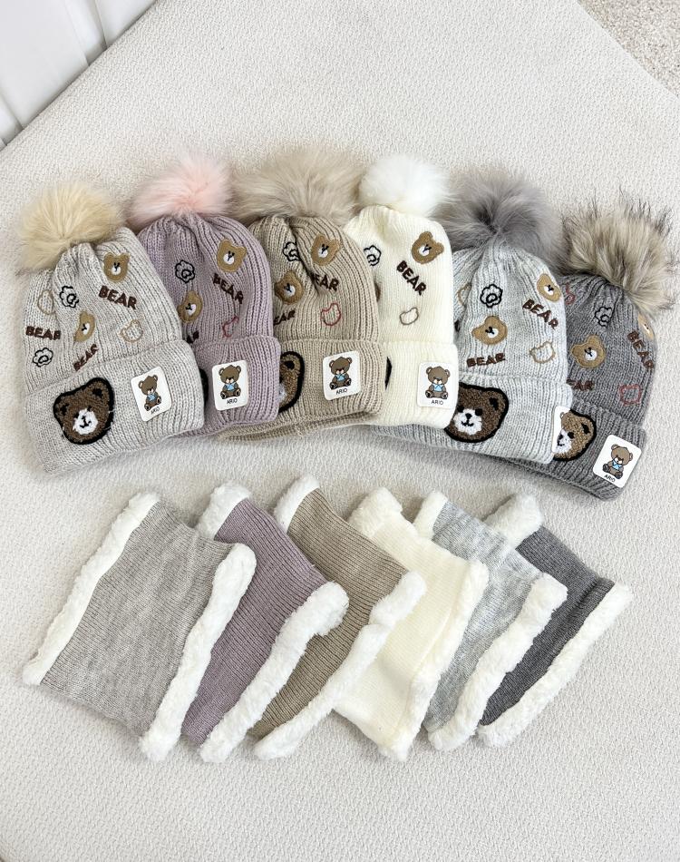 24756 کلاه و شال رینگی خرسیها(4تا8سال)