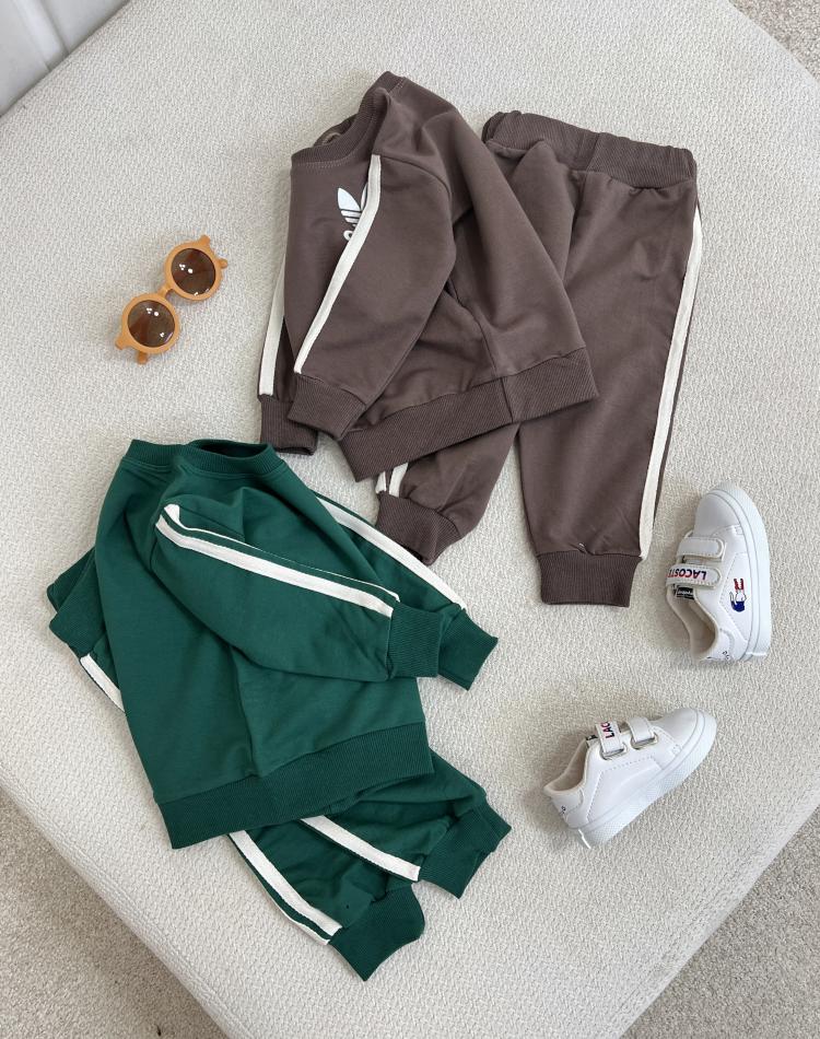 24434 ست آدیداس کوچک(1تا5سال)