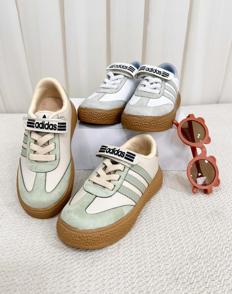 25226 ونس آدیداس(4تا6سال)